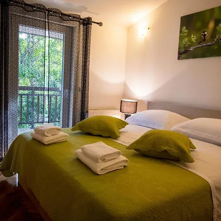 Holiday 'old Oak' - With Pool, Garden With Fresh Vegetables And Private Forrest! Villa