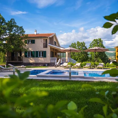 Villa Holiday 'old Oak' - With Pool, Garden With Fresh Vegetables And Private Forrest!