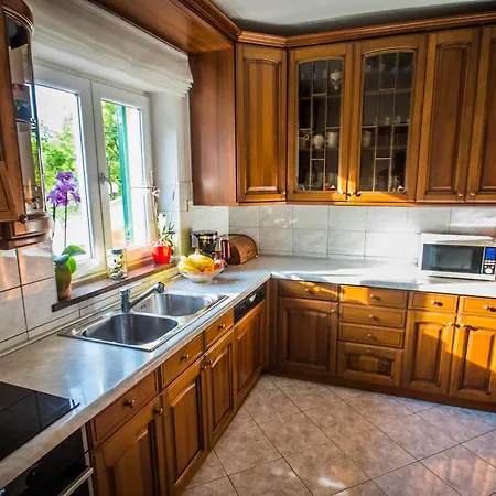Holiday 'old Oak' - With Pool, Garden With Fresh Vegetables And Private Forrest!