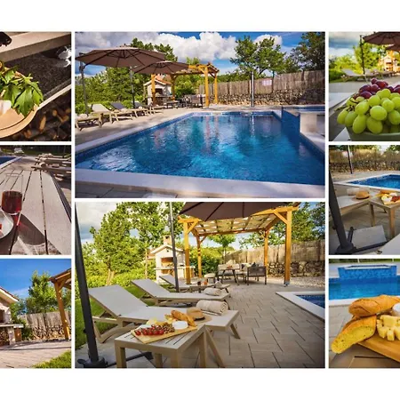 Holiday 'old Oak' - With Pool, Garden With Fresh Vegetables And Private Forrest! *